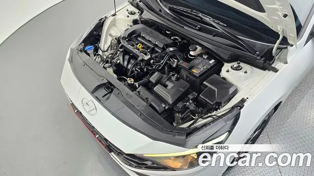 2022 Hyundai AVANTE 1.6, photograph 2