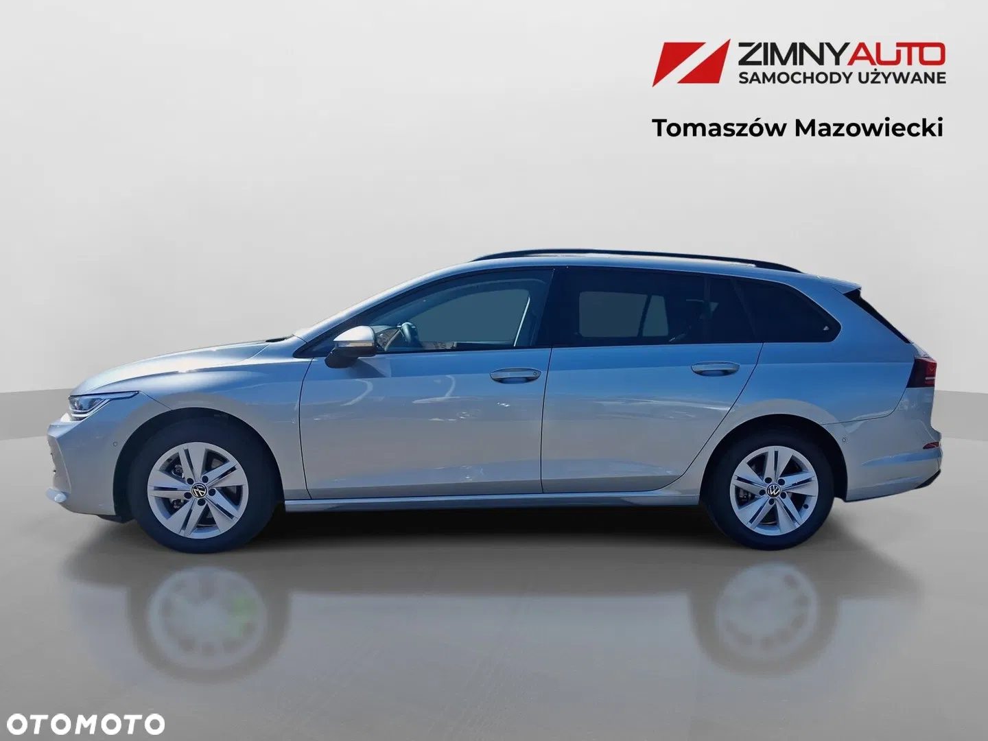 2025 Volkswagen Golf Variant 1.5 eTSI mHEV Life DSG, photograph 3