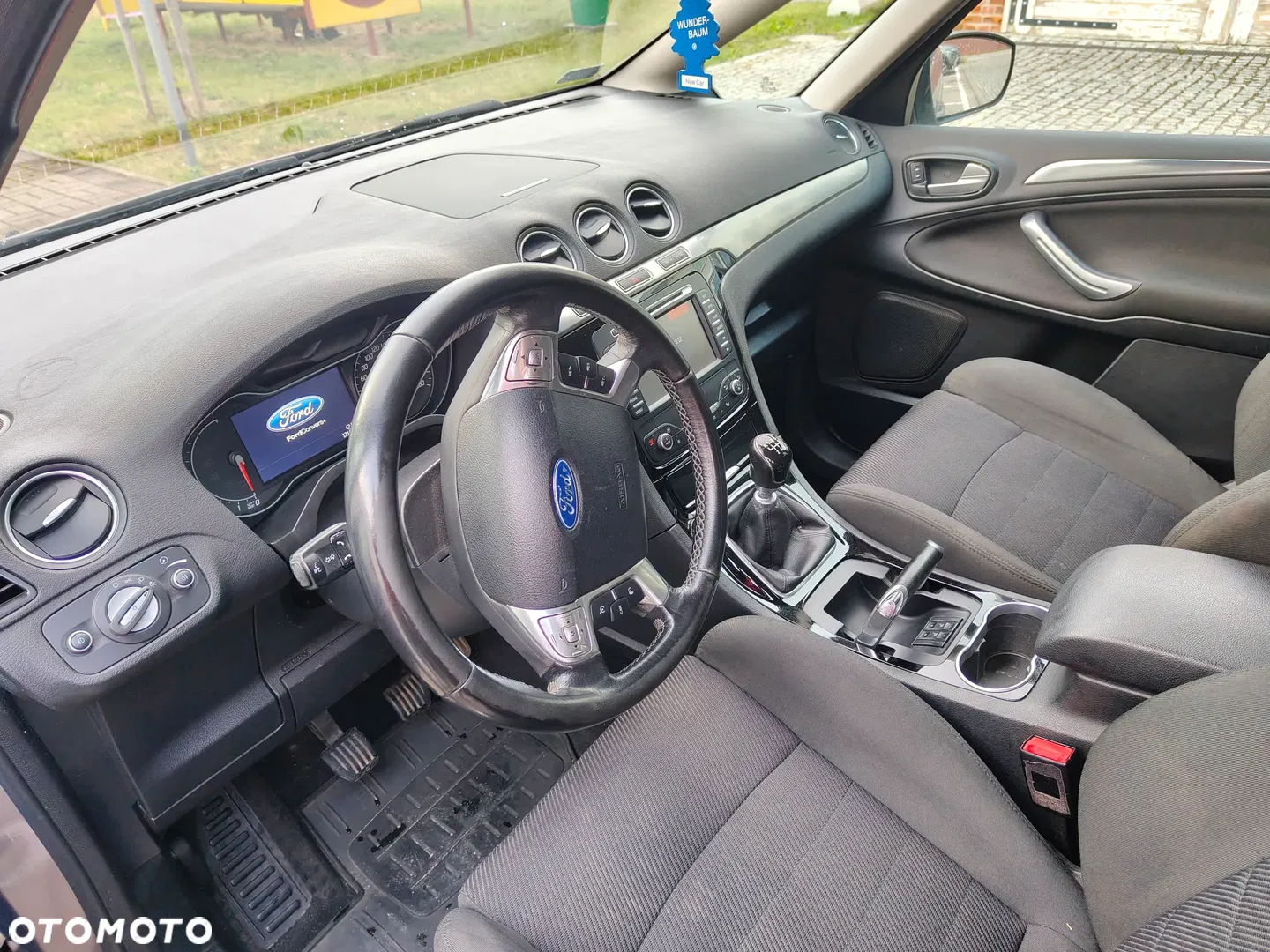 2012 Ford S-Max, photograph 11