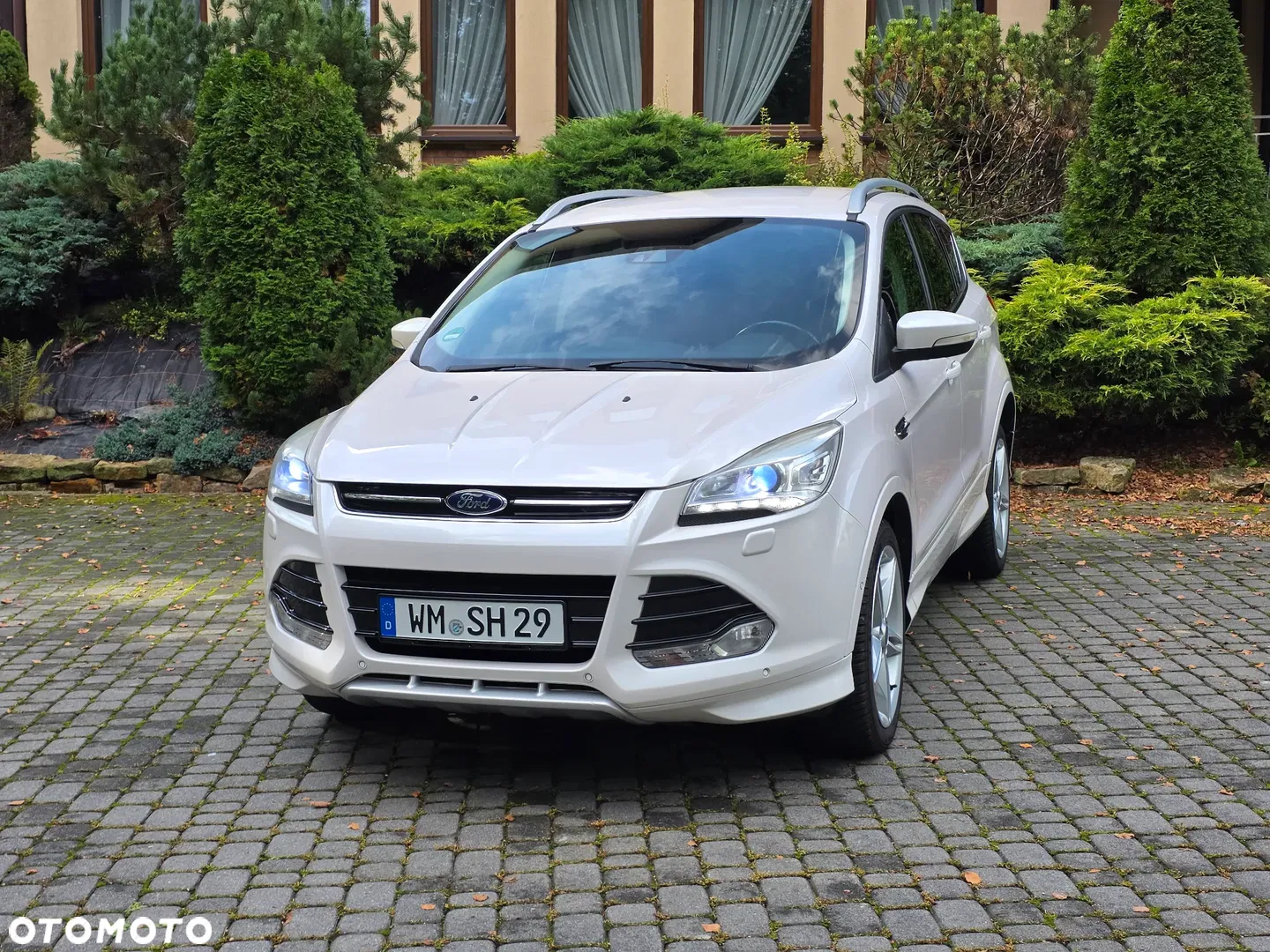 2014 Ford Kuga 2.0 TDCi 4x4 Individual, photograph 10