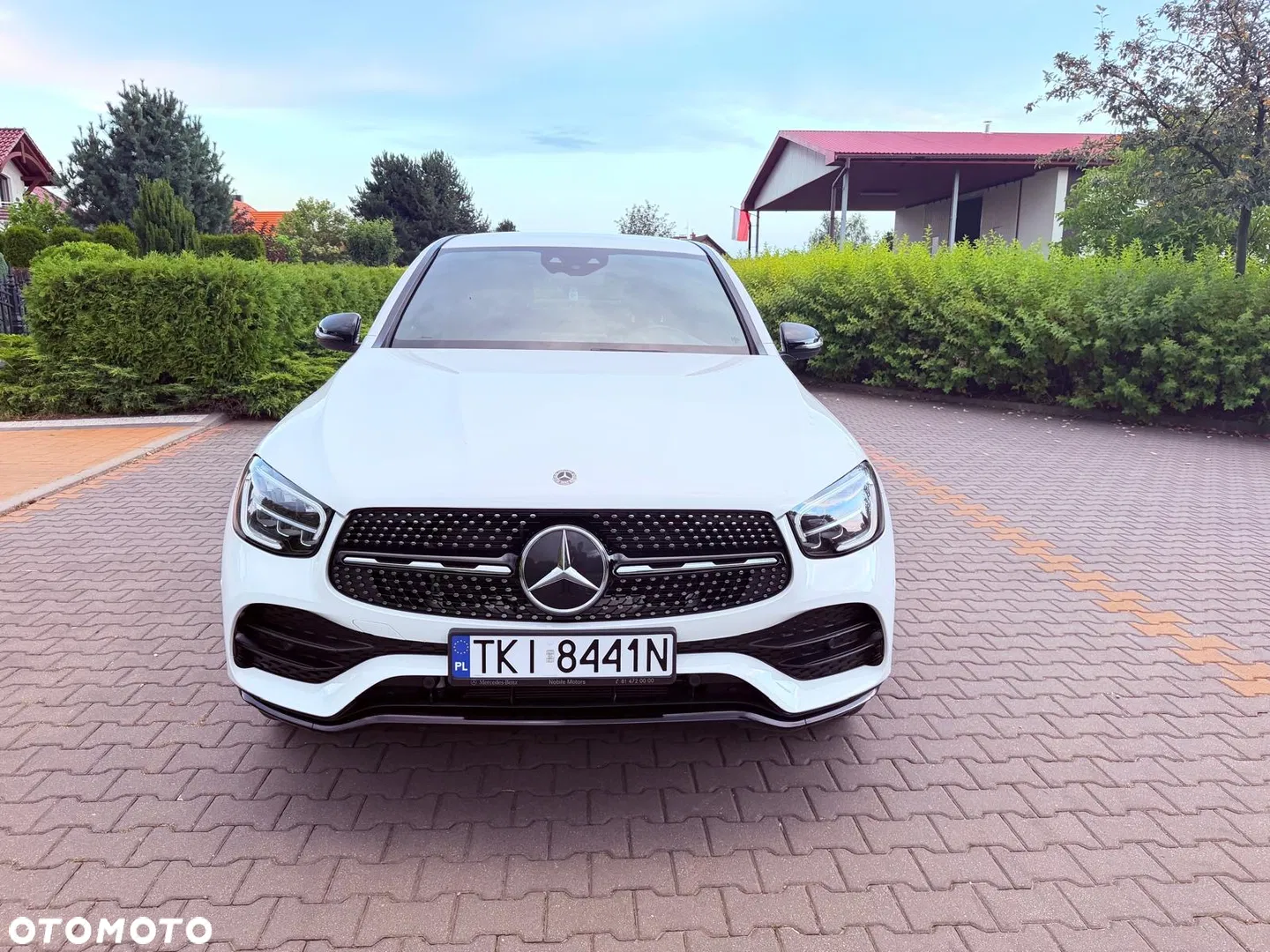 2020 Mercedes-Benz GLC, photograph 3