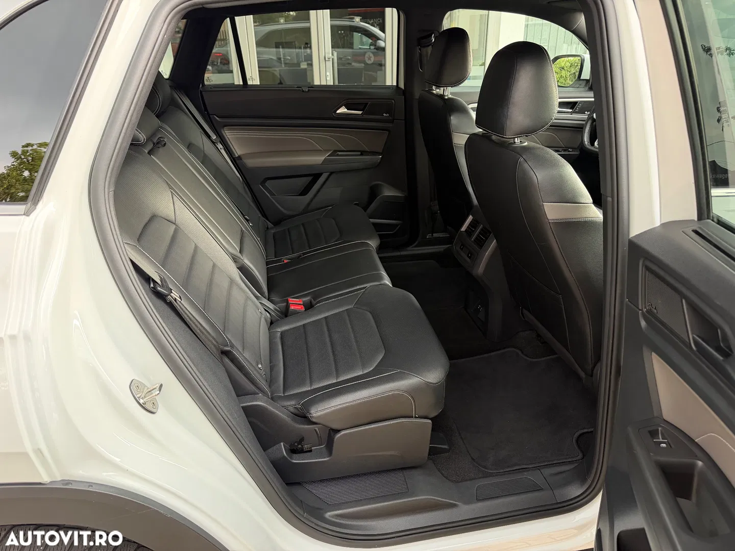 2022 Volkswagen Atlas, photograph 12