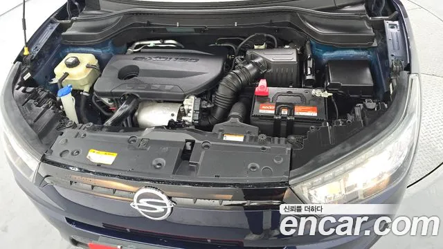 2017 KG_Mobility_Ssangyong TIBOLI Diesel LX 2WD, photograph 5