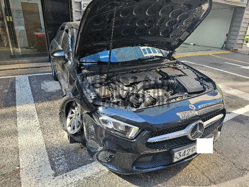 2019 Mercedes-Benz A220, photograph 1