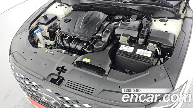 2021 Hyundai Grandeur 2.5, photograph 2