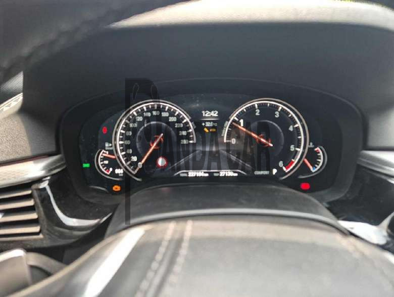 2018 BMW 520d, photograph 4