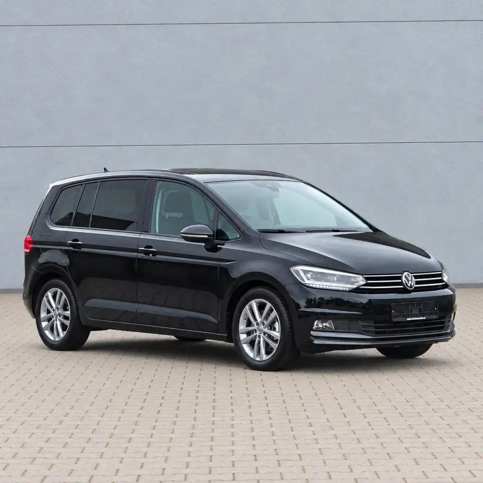 2025 Volkswagen Touran 2.0TDI DSG NAVI LED 7SZ AHK STDHZ ACC 17", photograph 2