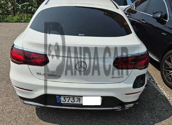 2023 Mercedes-Benz GLC300 e 4MATIC Coupe, photograph 1