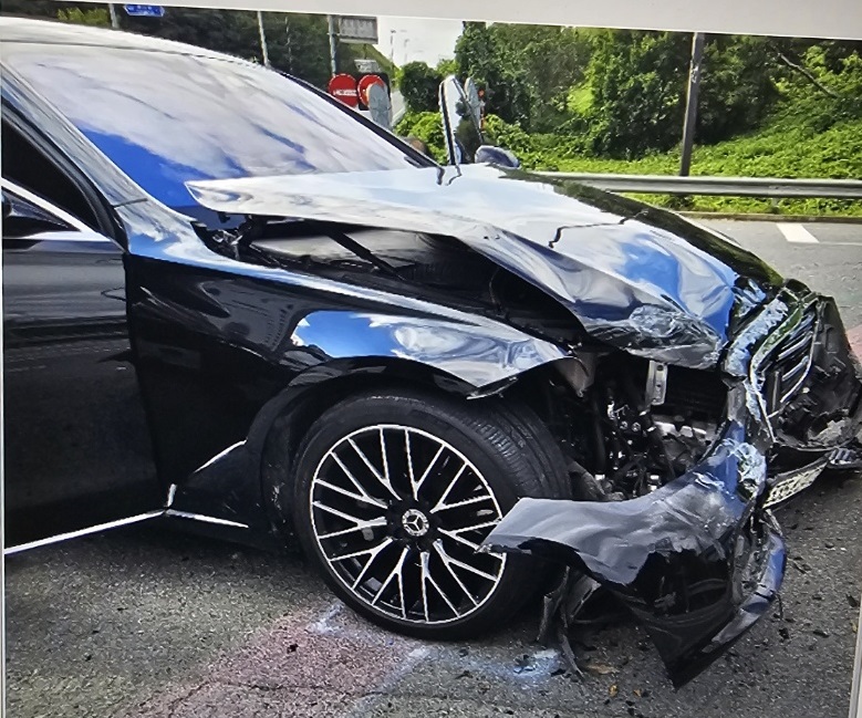2022 Mercedes-Benz S580 4MATIC, photograph 2