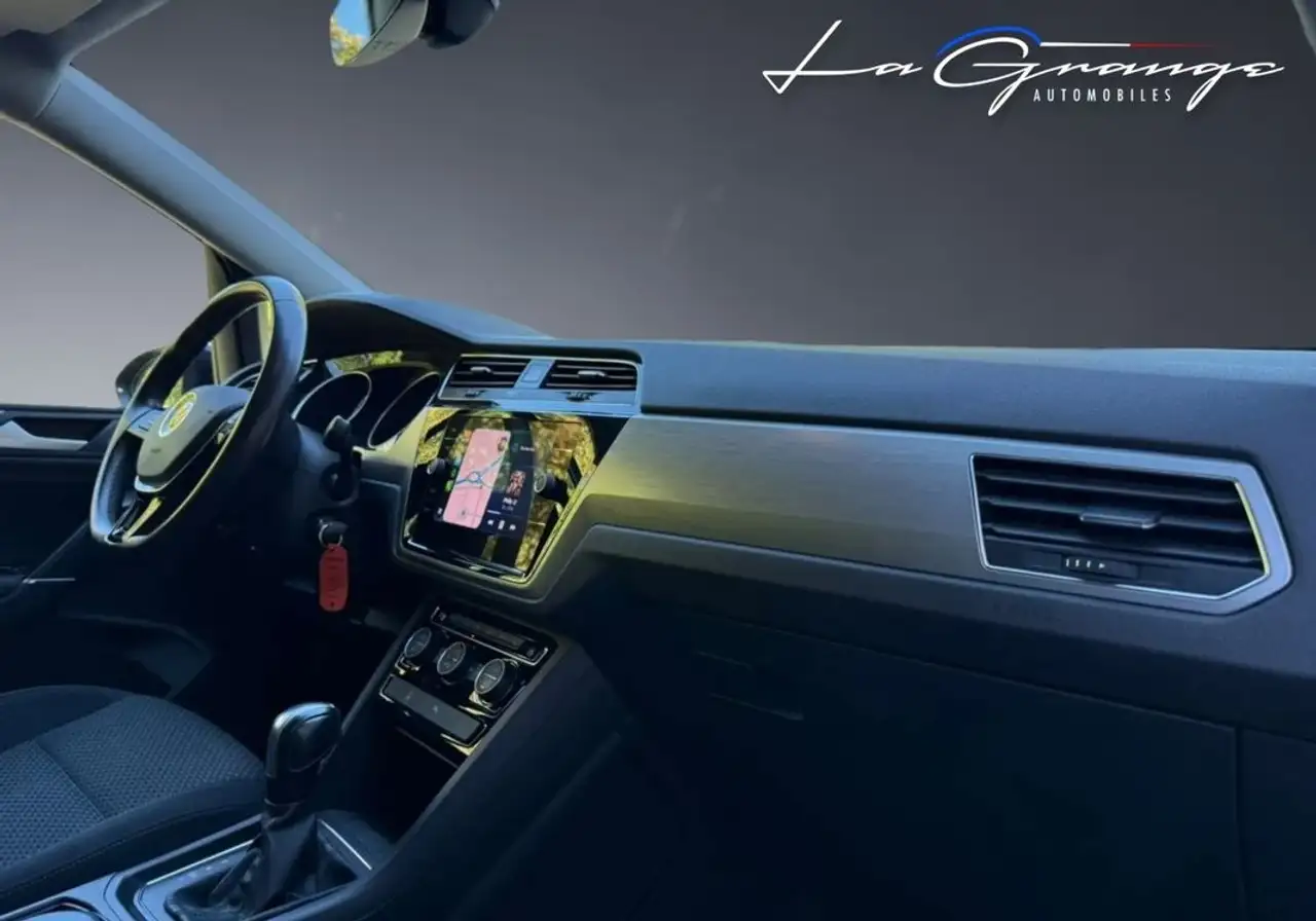 2021 Volkswagen Touran (3) 2.0 TDI 150 DSG7 Lounge 7 pl, photograph 8