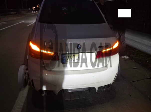 2018 BMW 530i xDrive, photograph 2
