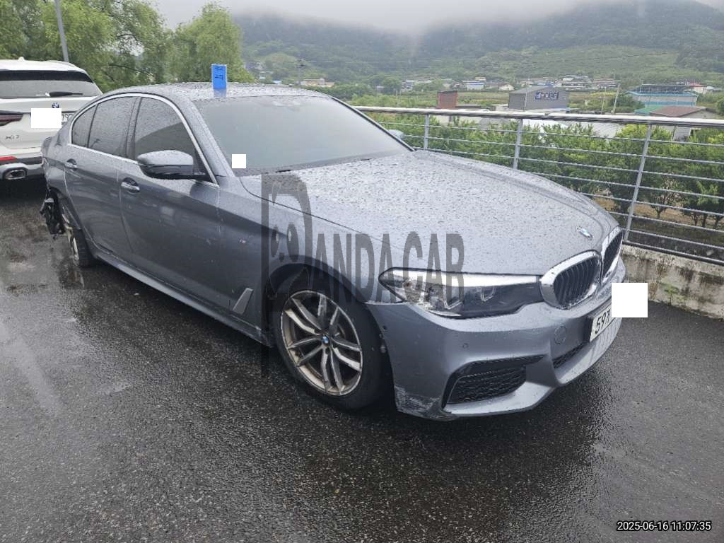 2018 BMW 520d, photograph 2