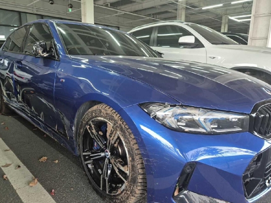2023 BMW 320i, photograph 4