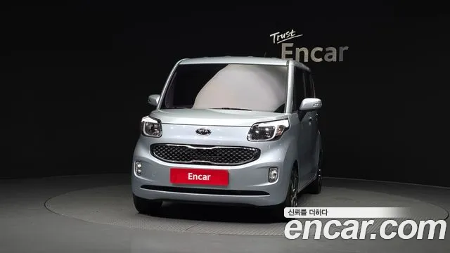 Kia RAY Prestige — photo 1 of 20