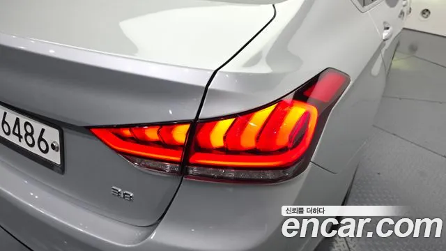 2018 Genesis G80 3.8 GDI, photograph 2