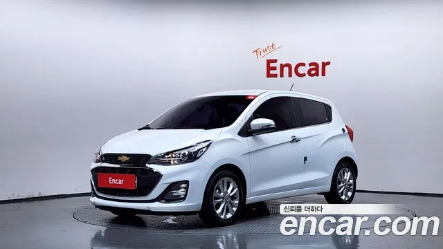 2019 ChevroletGMDaewoo Spark Premier, photograph 5