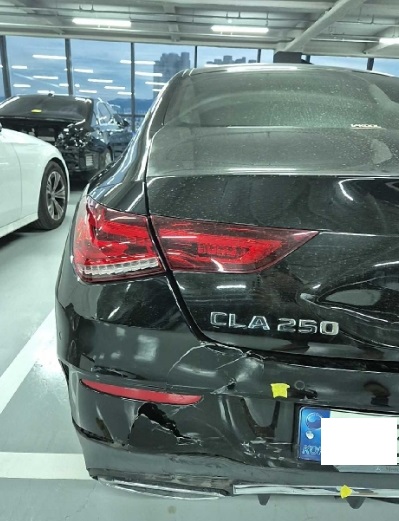 2022 Mercedes-Benz CLA250 4MATIC, photograph 3