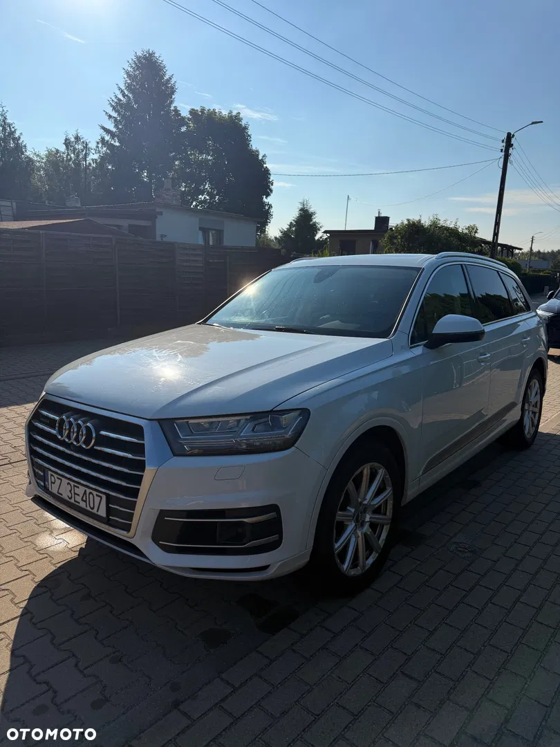 2018 Audi Q7 3.0 TFSI Quattro Tiptr, photograph 1