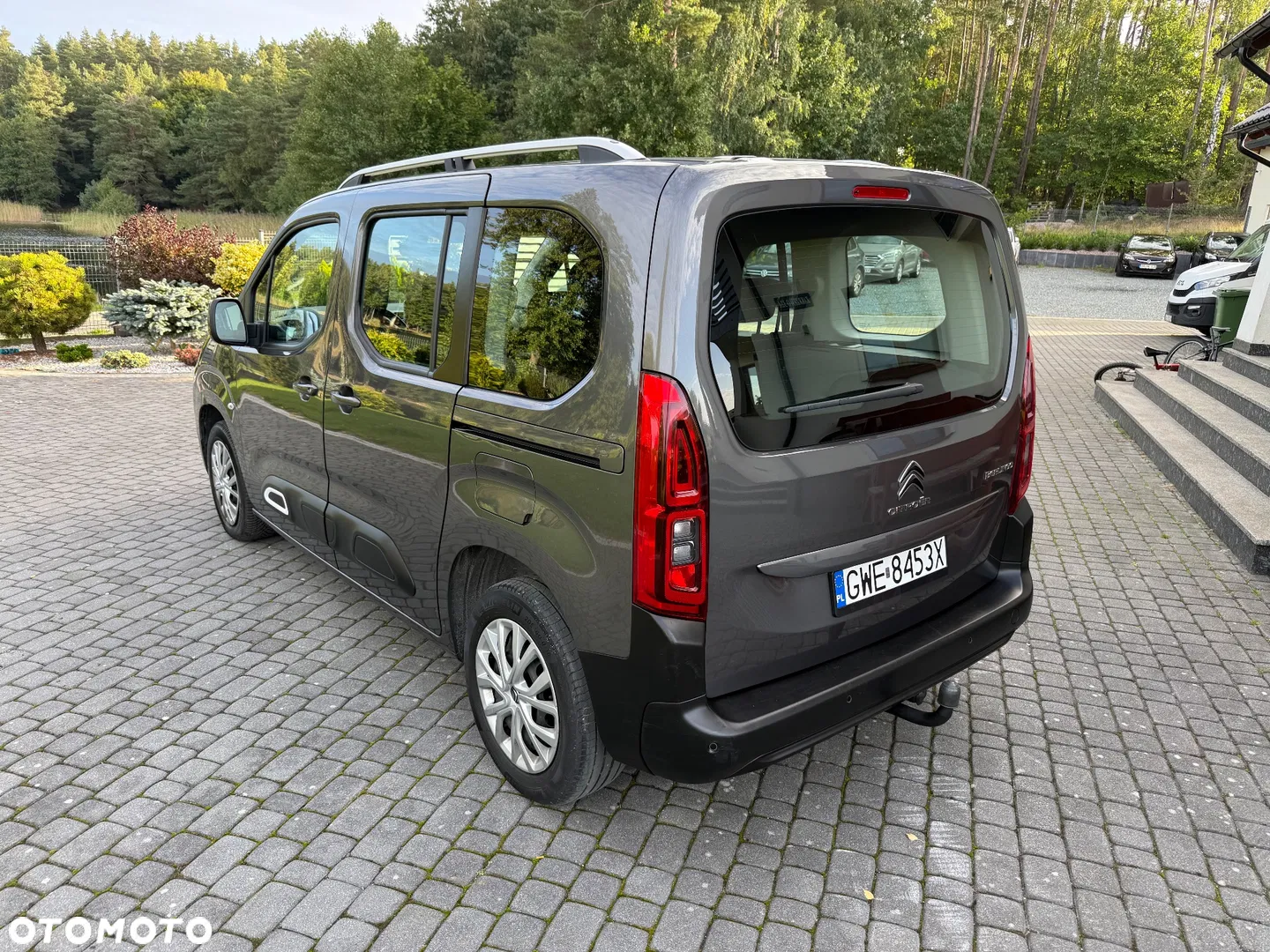 2020 Citroën Berlingo M 1.5 BlueHDI Shine S&S, photograph 4