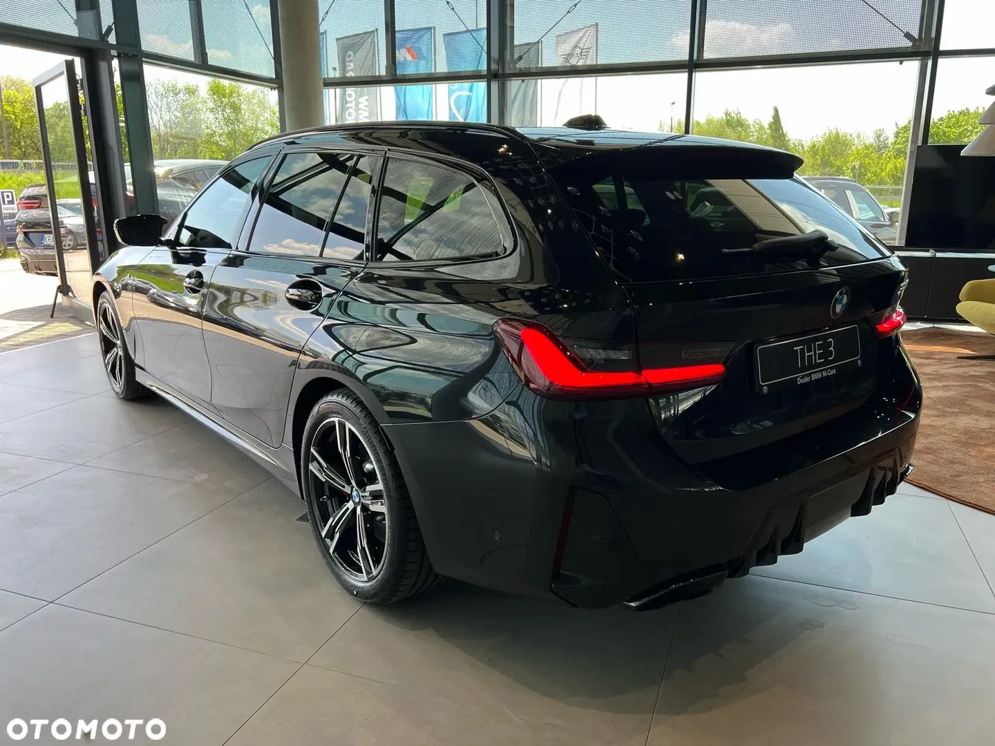 2025 BMW Seria 3, photograph 4