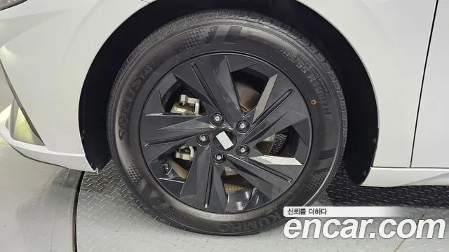 2022 Hyundai AVANTE 1.6, photograph 10