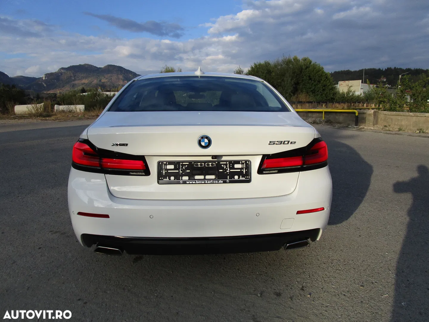 2022 BMW Seria 5 530e xDrive AT PHEV, photograph 10