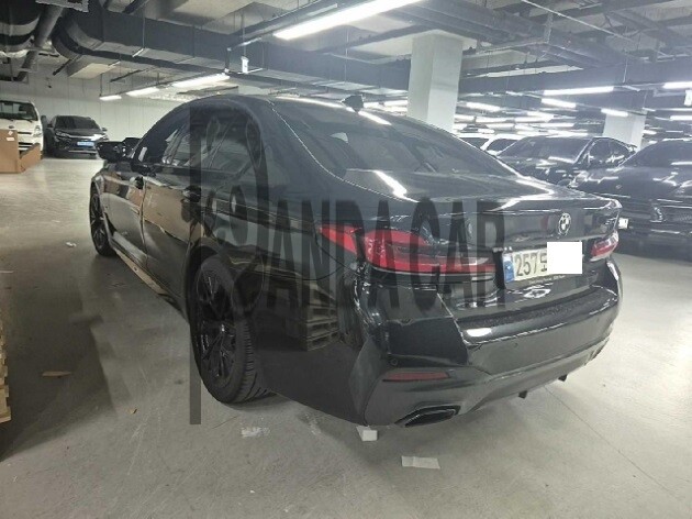 2022 BMW 520i, photograph 2