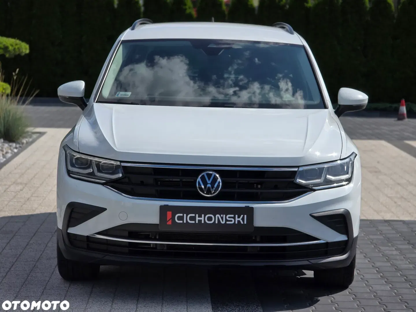 2022 Volkswagen Tiguan 2.0 TDI SCR Life DSG, photograph 2