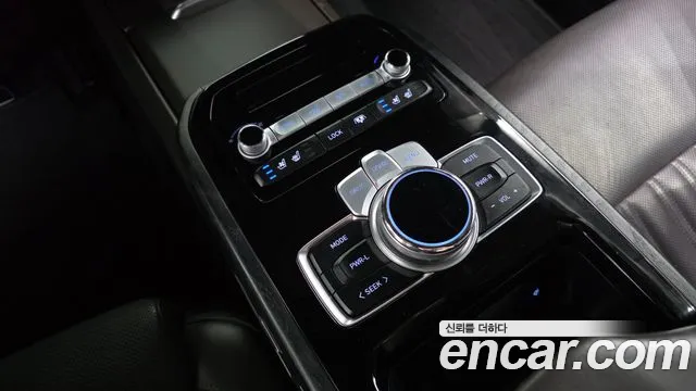 2020 Genesis G90 3.8 AWD, photograph 4