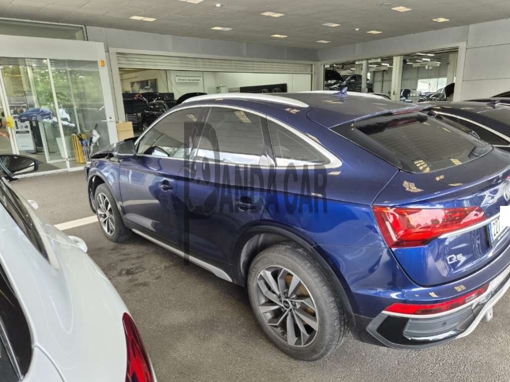 2021 Audi Q5 Sportback 40 TDI quattro, photograph 4