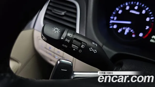 2016 Genesis G80 3.8 GDI AWD, photograph 6