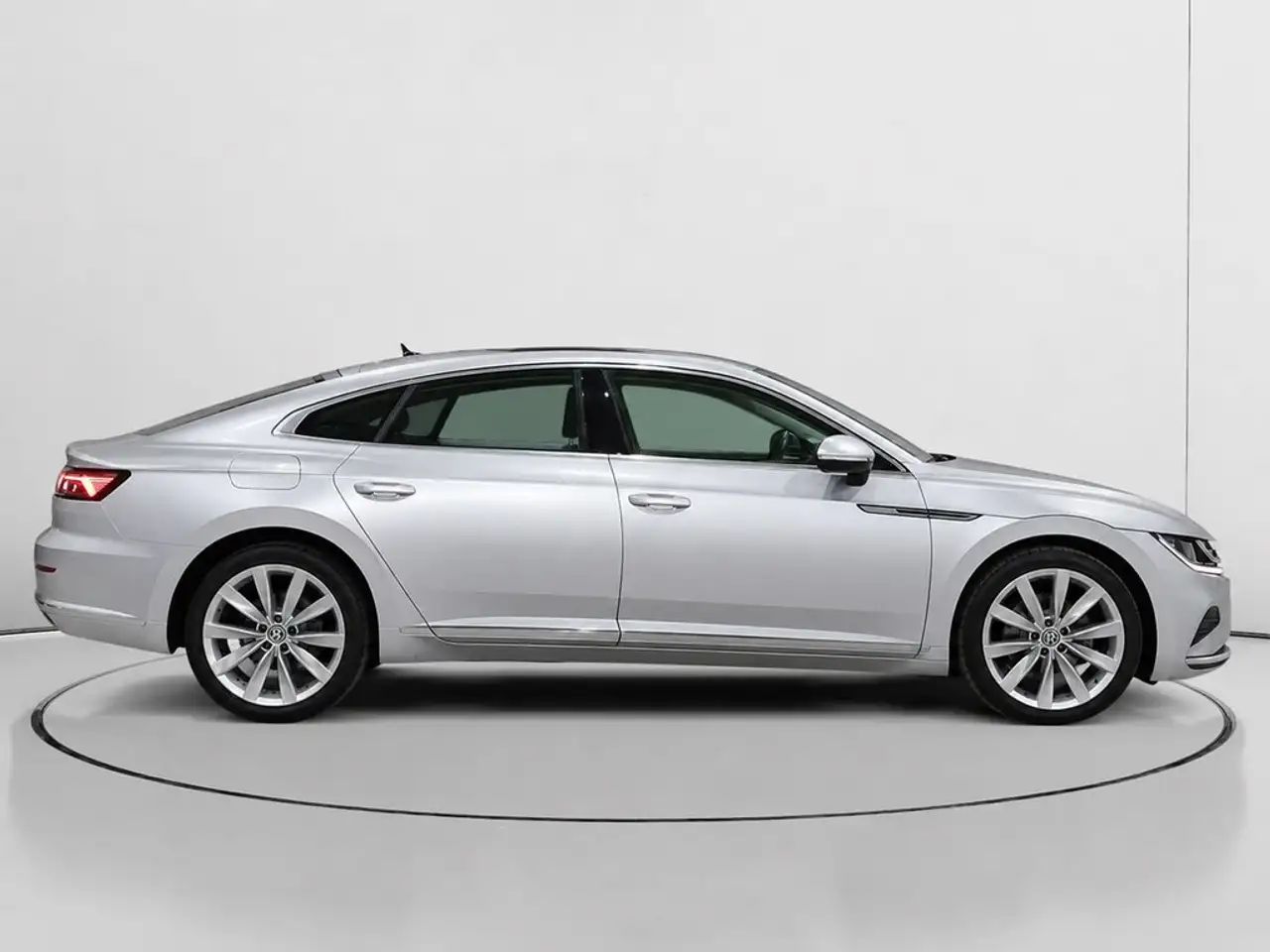 2023 Volkswagen Arteon 2.0TDI Elegance DSG7 110kW, photograph 2