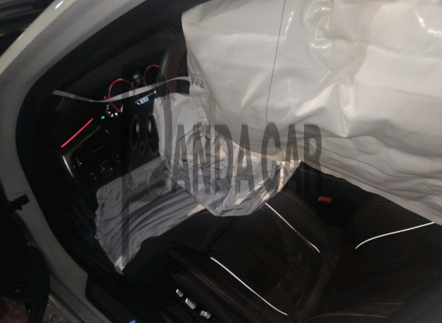 2018 BMW 530i xDrive, photograph 3