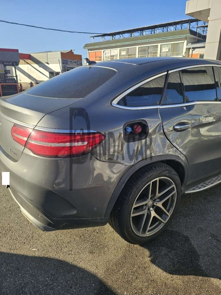 2017 Mercedes-Benz GLE350 d 4Matic Coupe, photograph 2