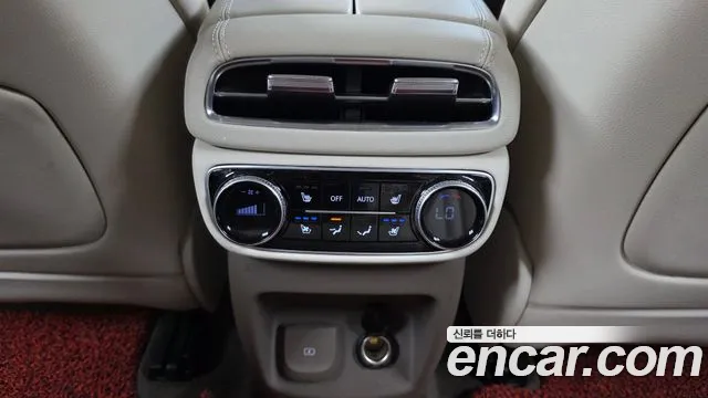 Genesis GV80 3.0 Diesel AWD — photo 1 of 36