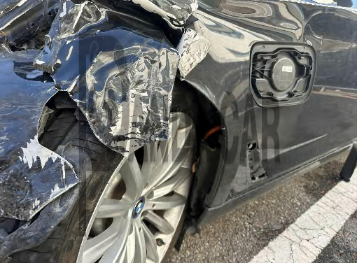 2023 BMW 530e, photograph 2