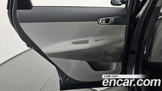 2022 Hyundai Nexo Premium, photograph 12