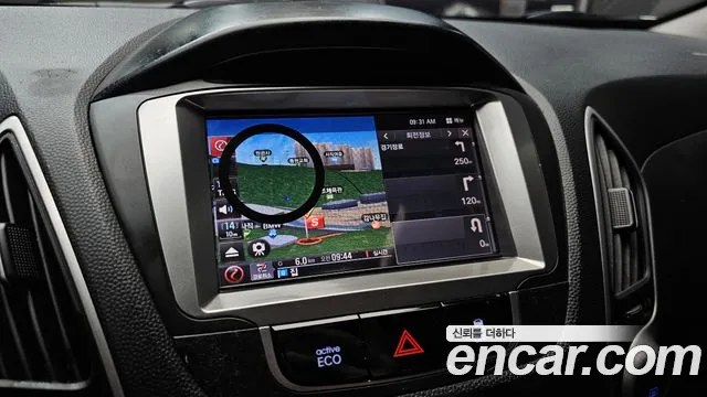 2012 Hyundai Tucson Diesel 2WD LX20, photograph 1