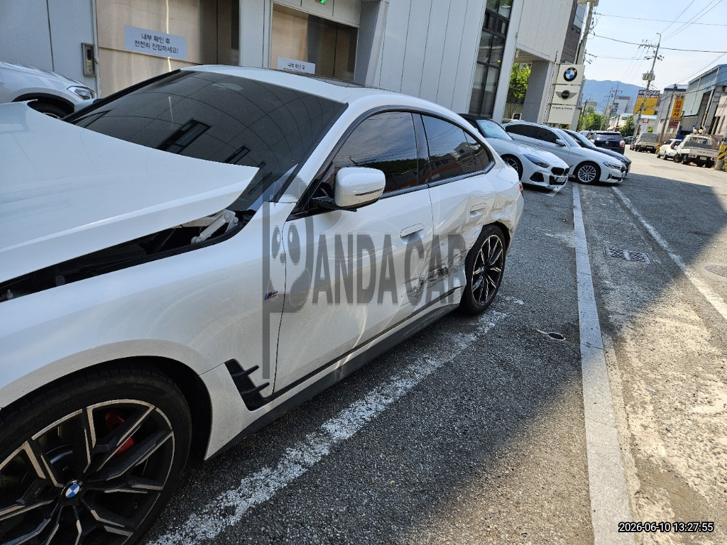 2026 BMW 420i Gran Coupe, photograph 5