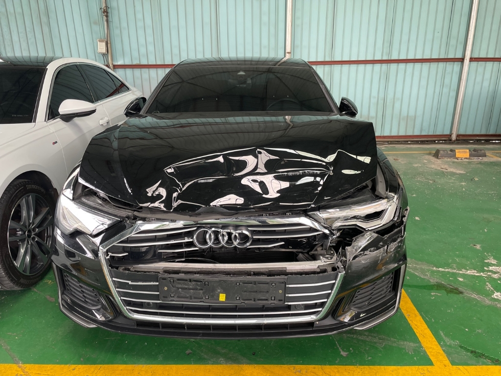2022 Audi A6 45 TFSI, photograph 3