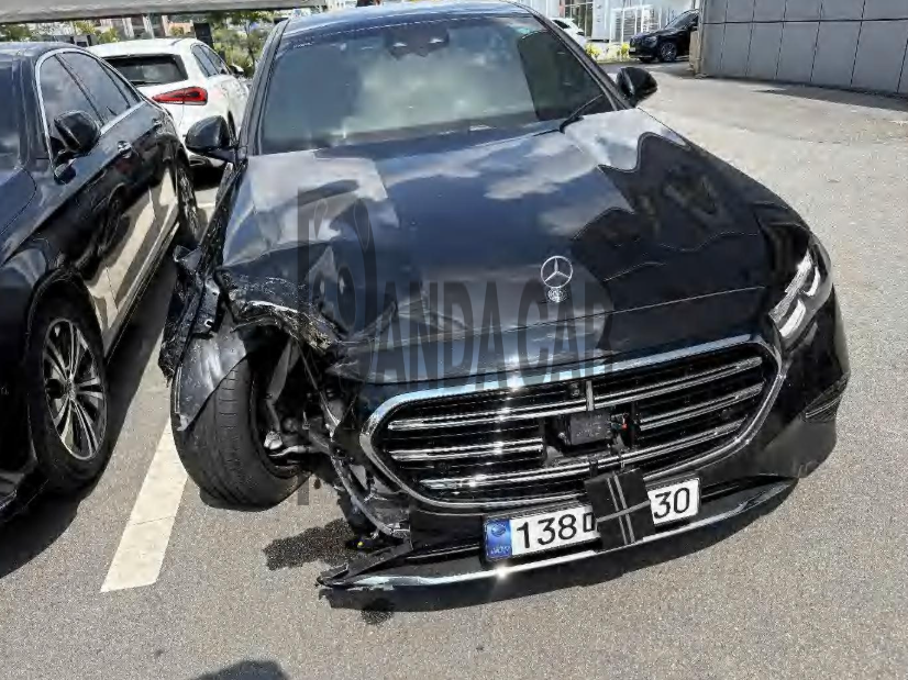 2026 Mercedes-Benz E 220 d 4MATIC, photograph 5