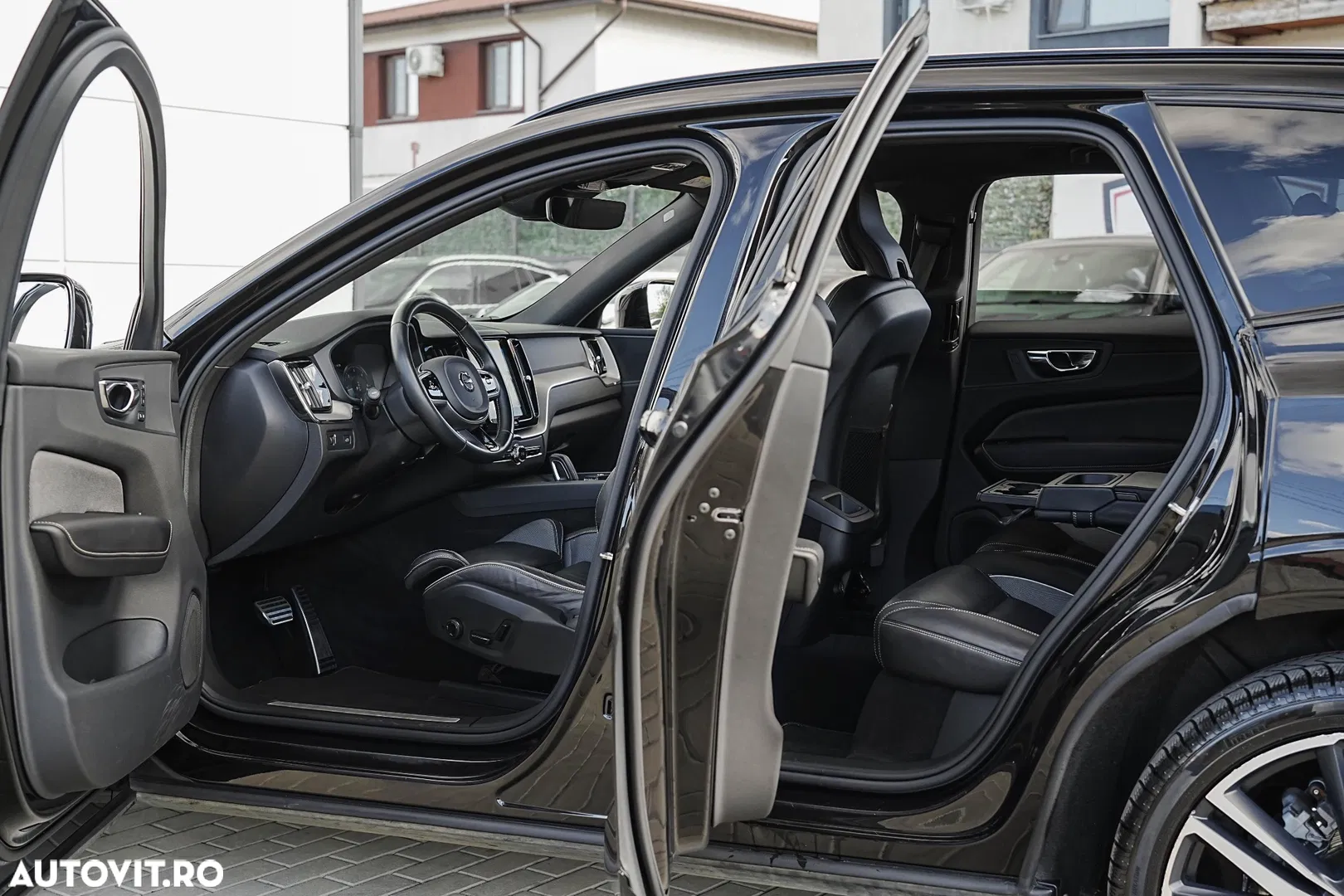 2019 Volvo XC 60 B4 D AWD Geartronic RDesign, photograph 5