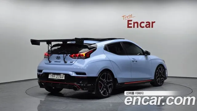 Hyundai Veloster 2.0 N — photo 1 of 20