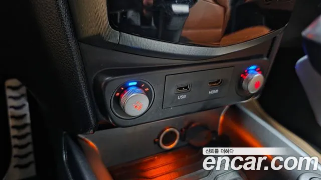 2018 KG_Mobility_Ssangyong TIBOLI Gear Plus 2WD, photograph 6