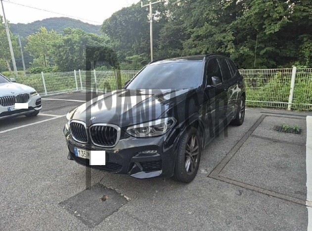 2021 BMW X3 xDrive20i, photograph 4