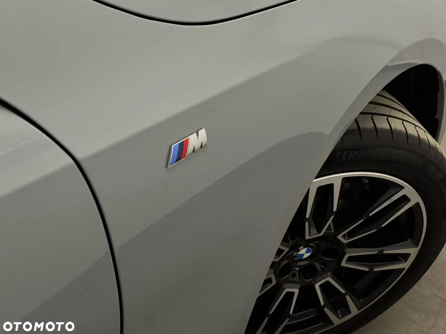 2025 BMW Seria 5, photograph 10