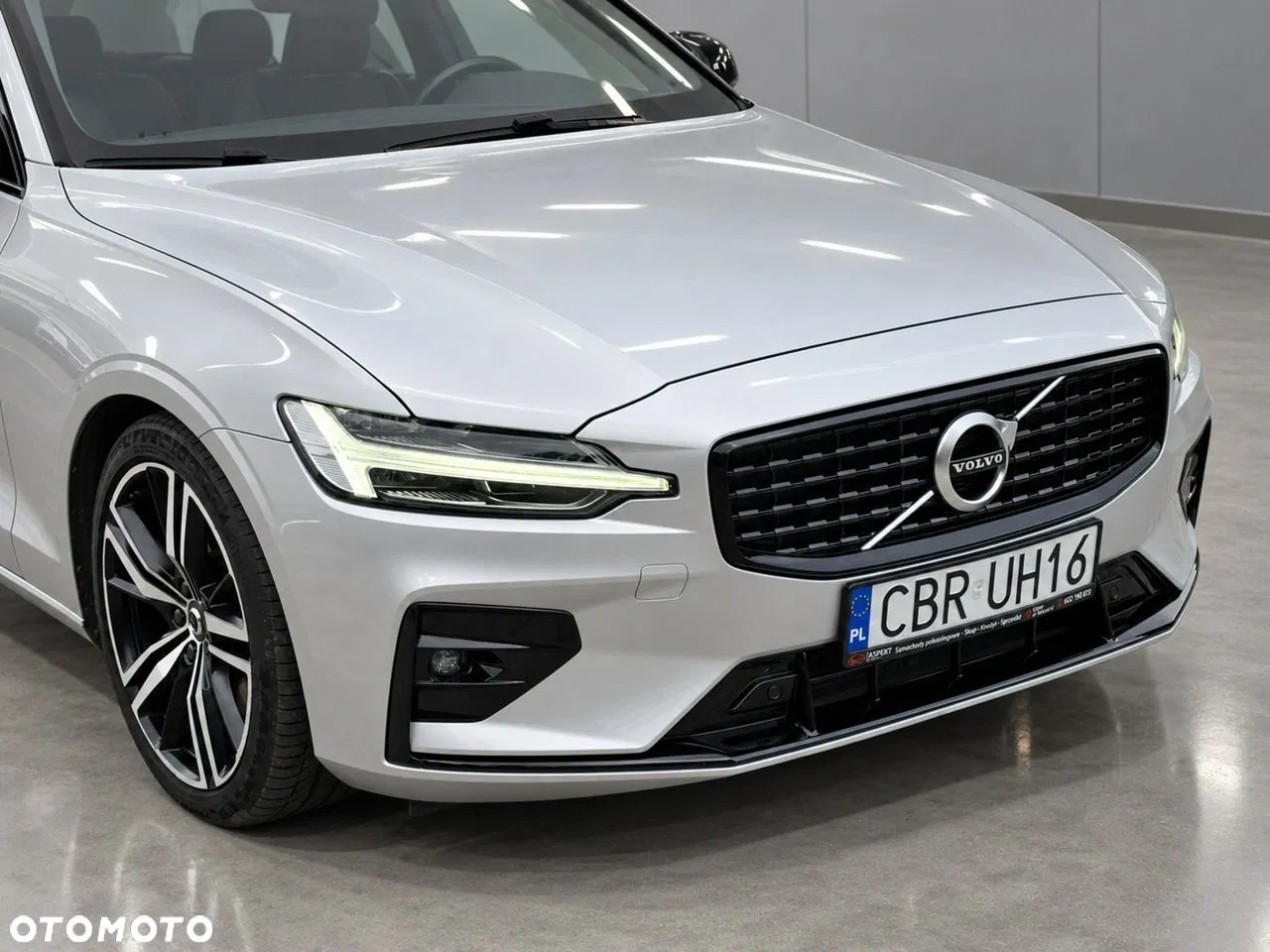 2021 Volvo V60, photograph 6