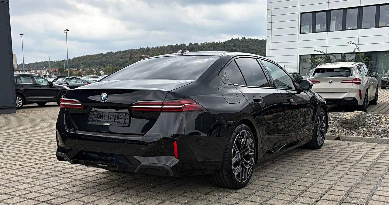 2025 BMW 520 d M Sport*HUD*Sitzbelüftung*ACC*, photograph 11