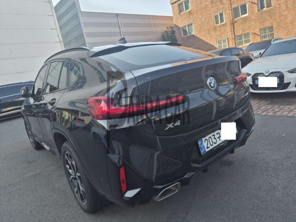 2024 BMW X4 xDrive20i, photograph 4
