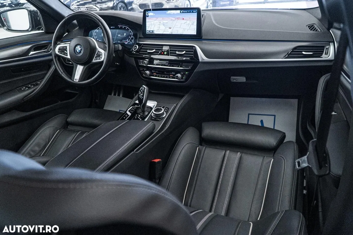 2022 BMW Seria 5 520e AT PHEV, photograph 2